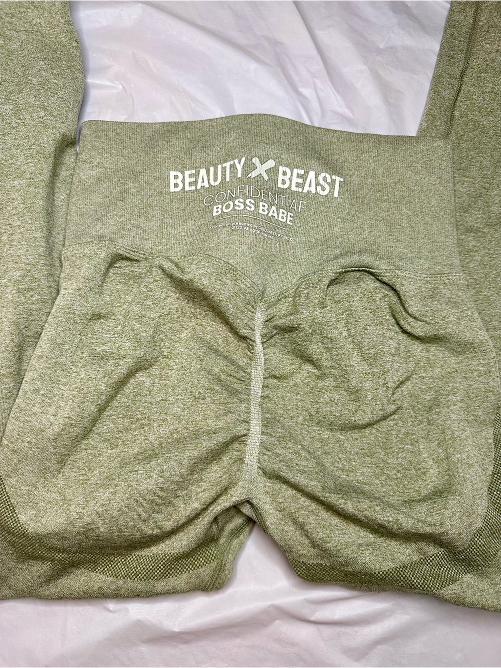 Beauty X Beast Olive Green Seamless Active Set - Picture 3 of 4